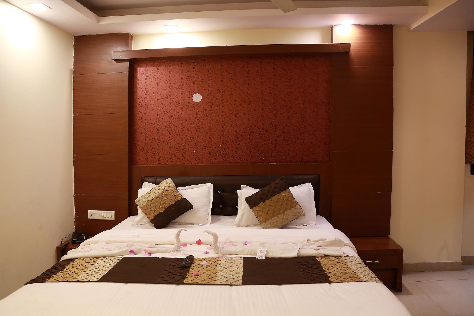Hotel Shivam International - A Well Hygiene Property All Staff Vaccinated " Нью-Дели Экстерьер фото